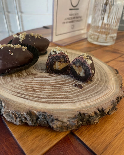 Medjool chocolate stuffed dates