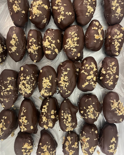 Medjool chocolate stuffed dates