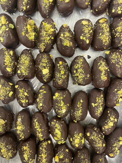 Medjool chocolate stuffed dates