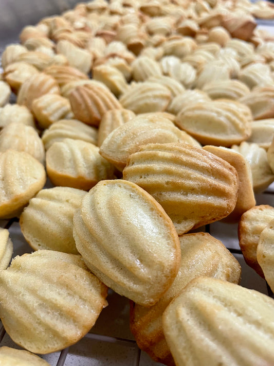 Mini Madeleine (on order)